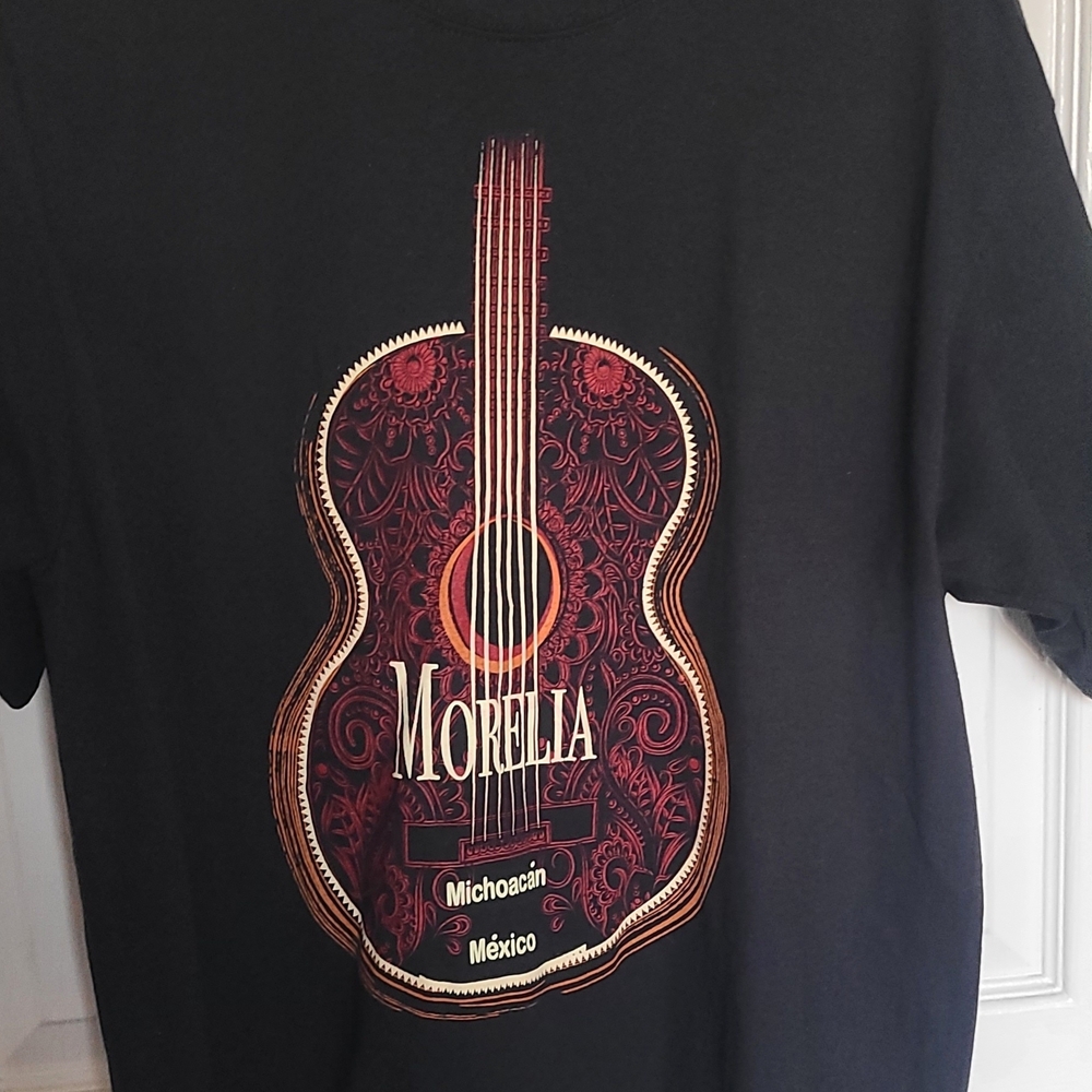 Morelia Black Graphic Tee
